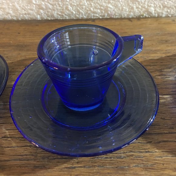 Vintage Akor 1940's Cobalt Blue Child's Cup and Saucers - Picture 8 of 11